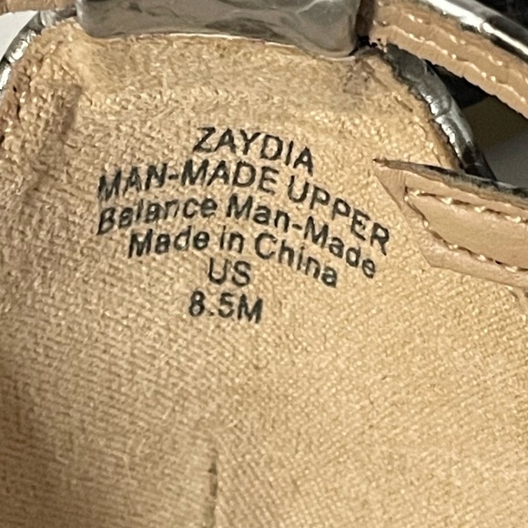 Sz 8.5 Silver & Black Snakeskin Mix No 6 Heels w/ Adjustable Ankle Strap 😍 - Picture 8 of 8